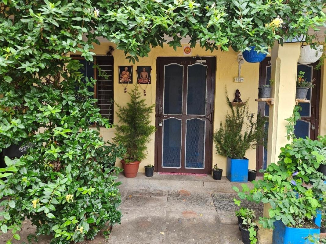Katyuri Kings Divine Stay- Babaji'S Cave Dwarahat Buitenkant foto