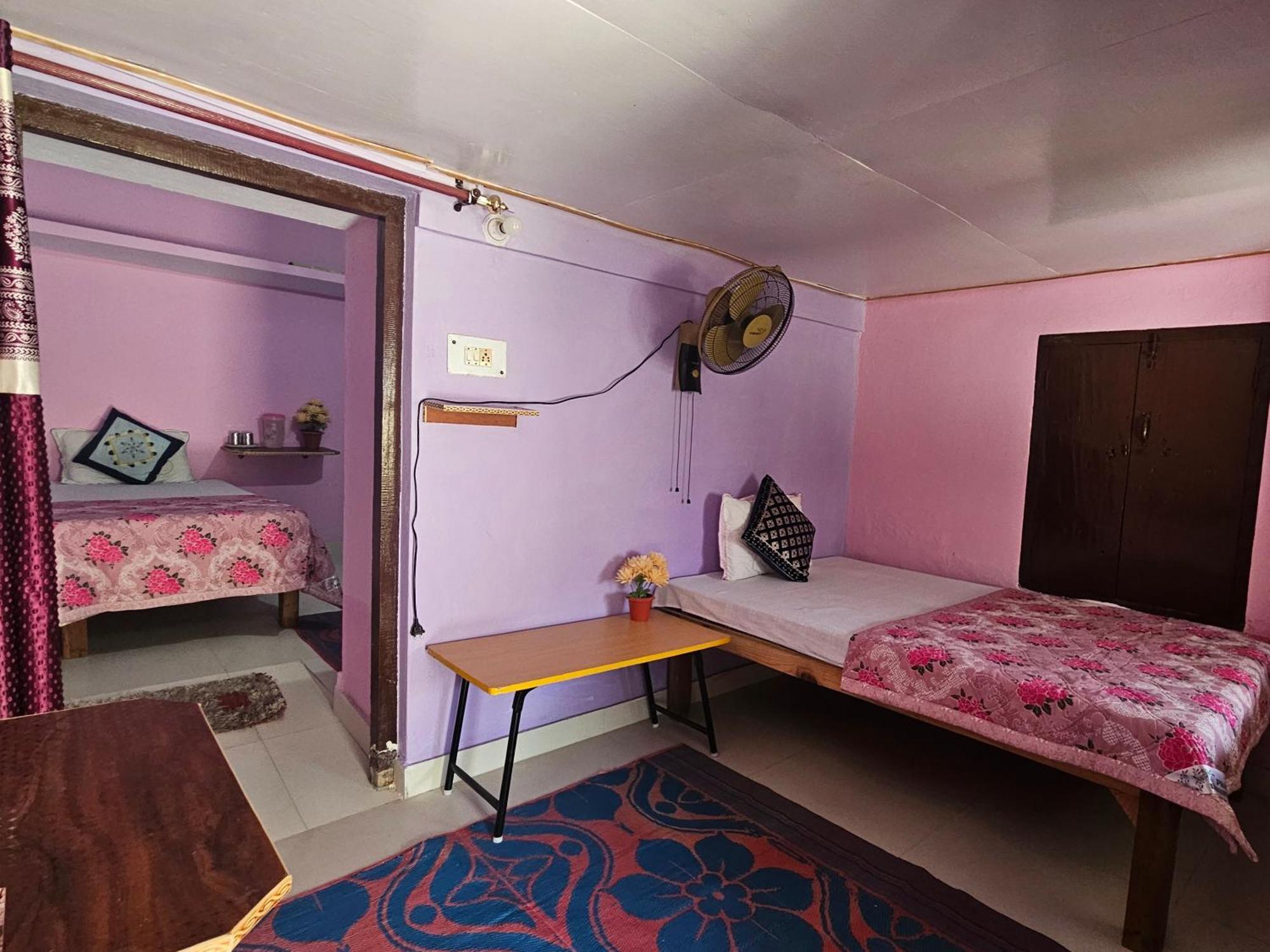 Katyuri Kings Divine Stay- Babaji'S Cave Dwarahat Kamer foto