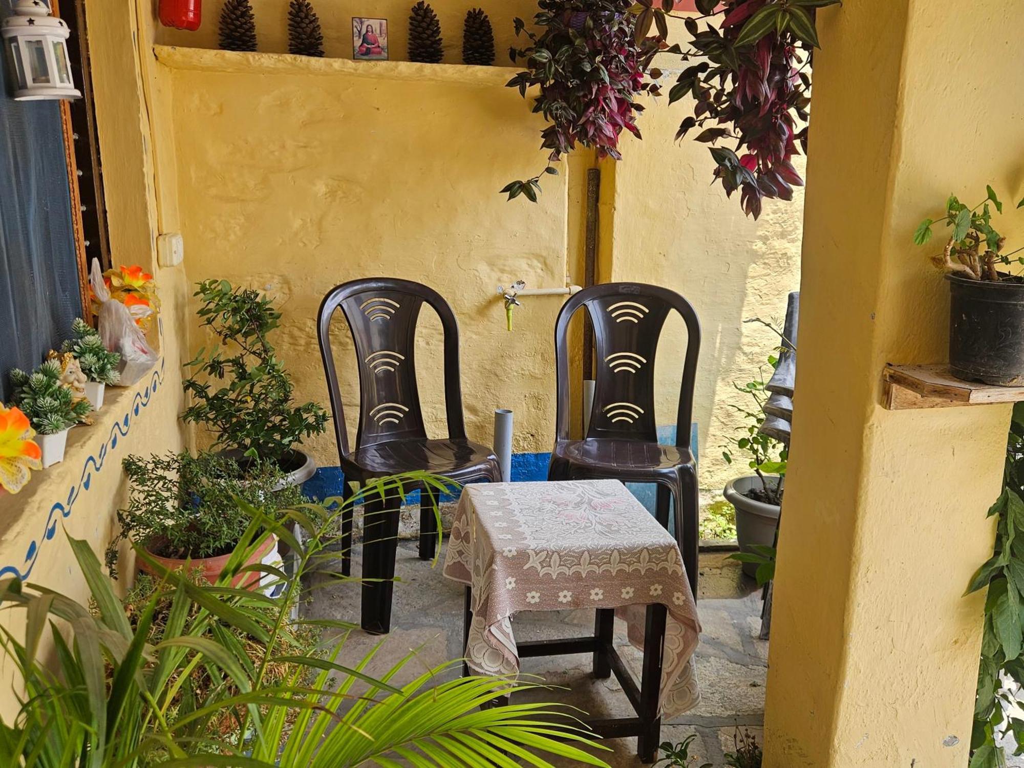 Katyuri Kings Divine Stay- Babaji'S Cave Dwarahat Kamer foto